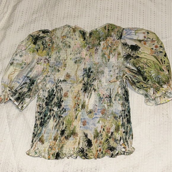 Size 8 Top - Picture 3 of 4